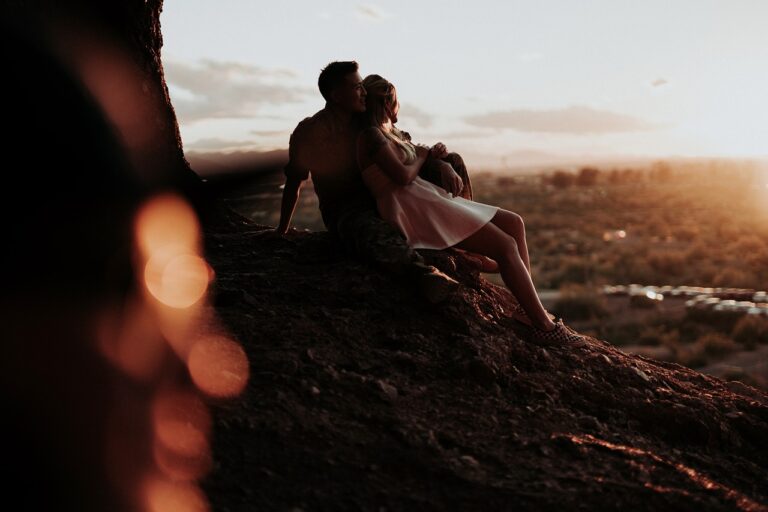 couple, love, sunset-5028352.jpg